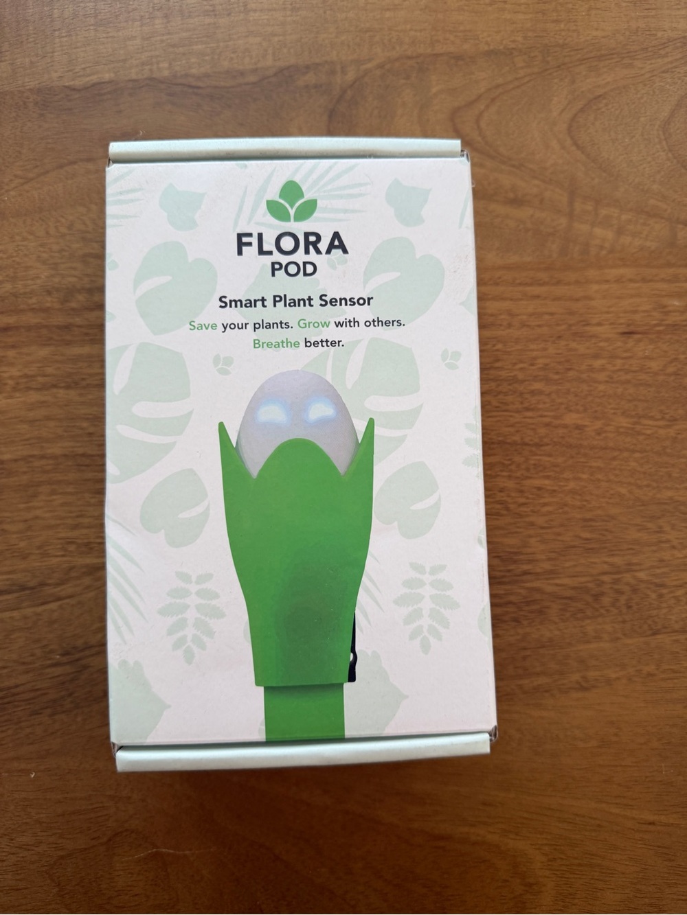 New Flora Pod Smart Plant Sensor — White with Green Accents